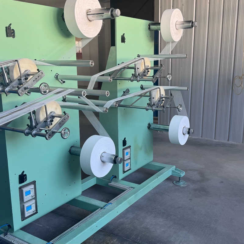 Automatic Sterile Medical Gauze Swab Folding Cutting Machine with Automatic 4 Sides Sealing Packing Machine